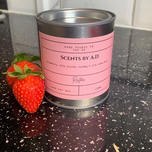 100% soy wax scented candle hand poured luxury candle