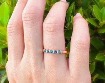 Blue Diamond Ring 14K Gold 5 Stone 2.8mm Floating Diamond Gold Ring for Women Anniversary Gift