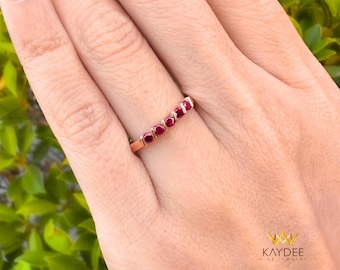 Rubin Ring 14K Gold 5 Stein Natürliche Rubin Floating Band Minimal Stapelring Geschenk für sie
