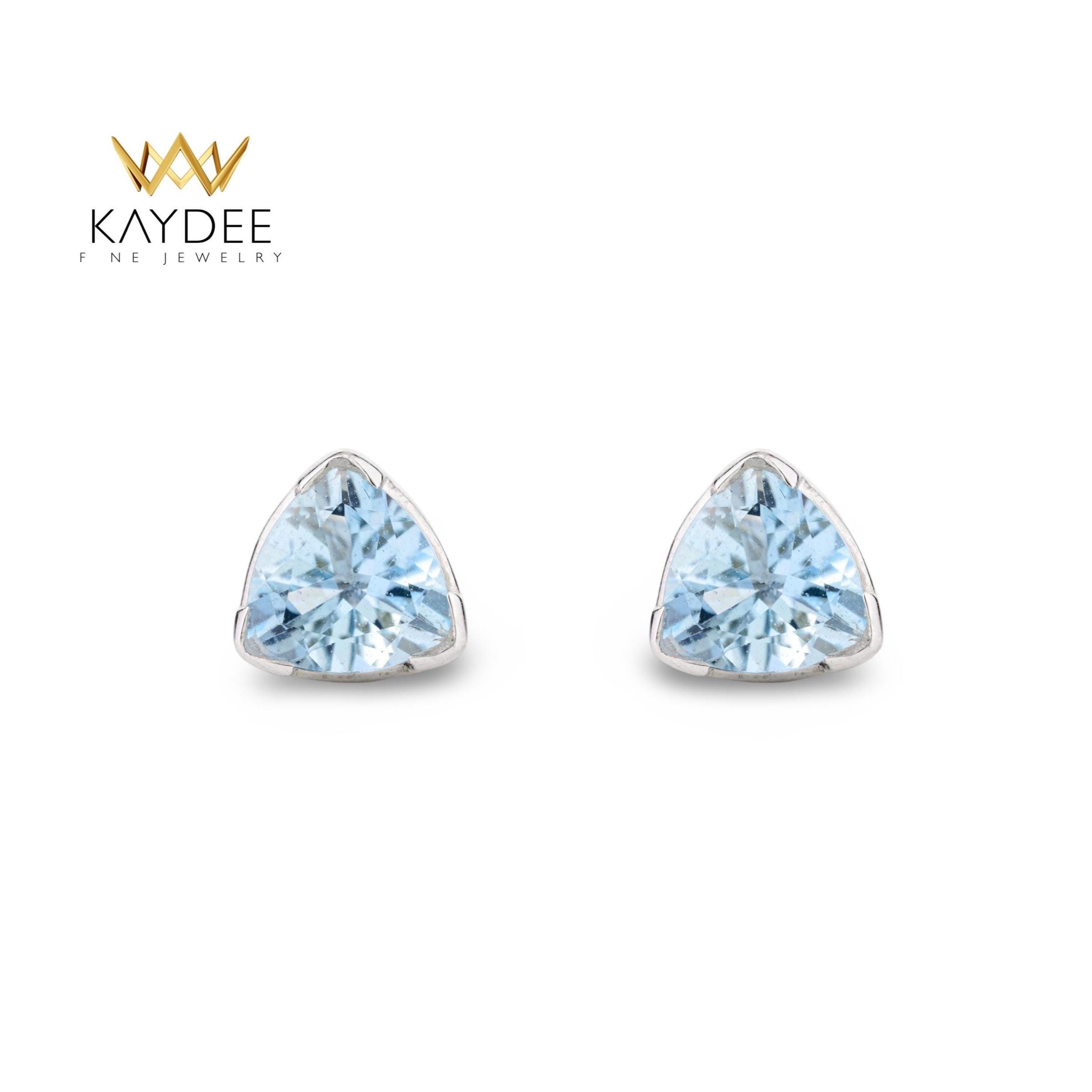 アクアマリンカラークォーツ　トリリオンカット　ピアス　︎037 アクアマリンカラークォーツトリリオンカットピアス❤︎037