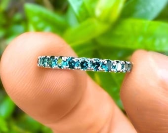 Blauer Diamant Eternity Band 14K Gold Natürlicher Blauer Diamant Ehering Stapelbarer Ring Jubiläumsband Einzigartiger Brautring