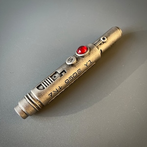Outil multifonction mandalorien inspiré de Star Wars