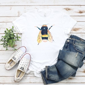 Bee shirt, bee, bee t-shirt, summer shirt, spring shirt