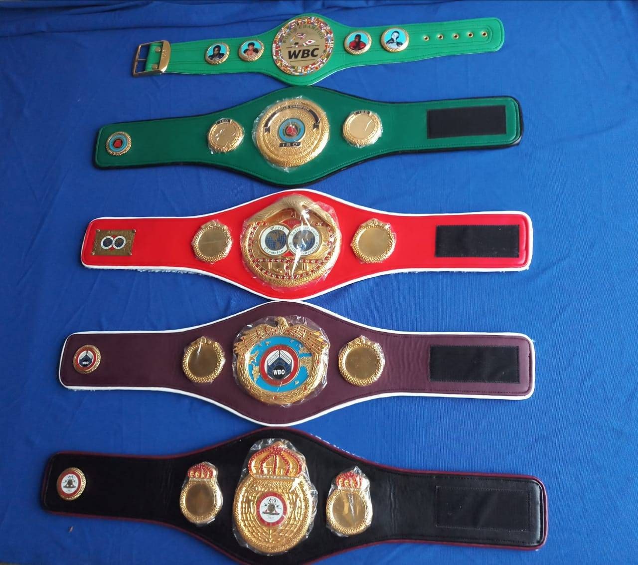 WBA WBC IBF IBO ミニチャンピオンベルト　セット おまけ付き MINI BOXING SET Wbc Ibf Ibo Wba Wbo Championship Title Belt - Etsy