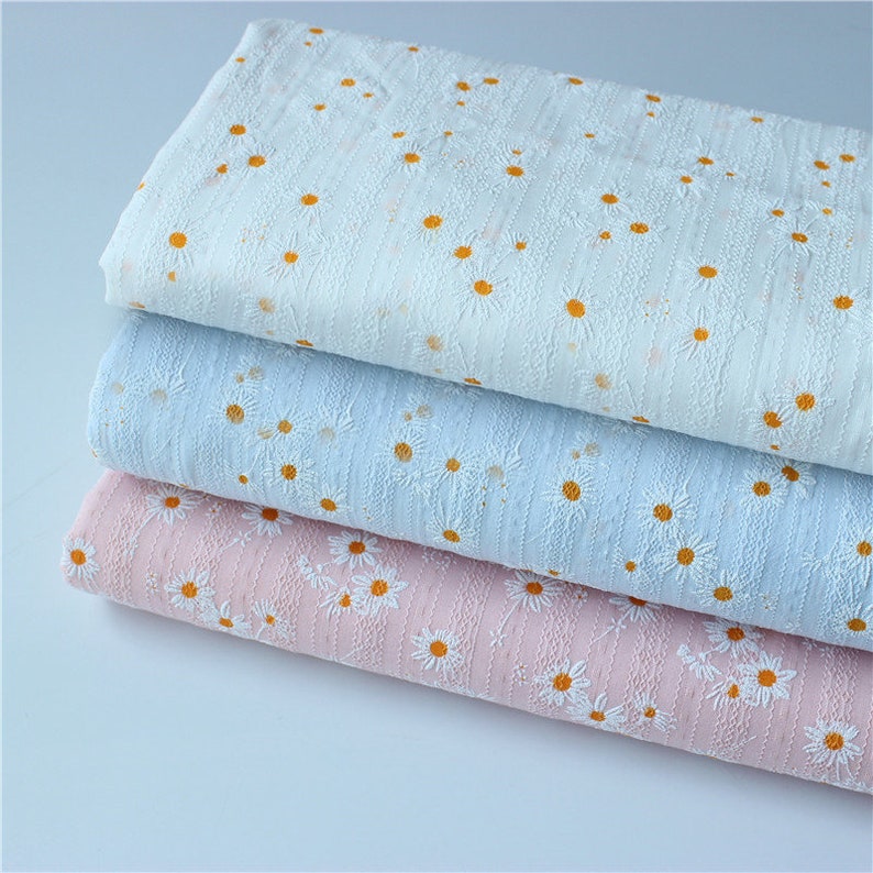 Tela de lino de algodón Daisy, tela de diseñador, tela de flores, tela de flores bordadas, tela suave, tela de vestido, tela cortada a medida, tela de algodón imagen 2