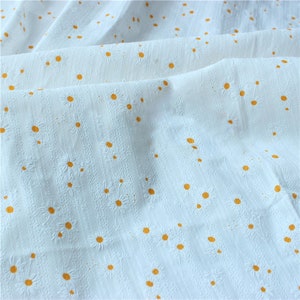 Tela de lino de algodón Daisy, tela de diseñador, tela de flores, tela de flores bordadas, tela suave, tela de vestido, tela cortada a medida, tela de algodón imagen 3