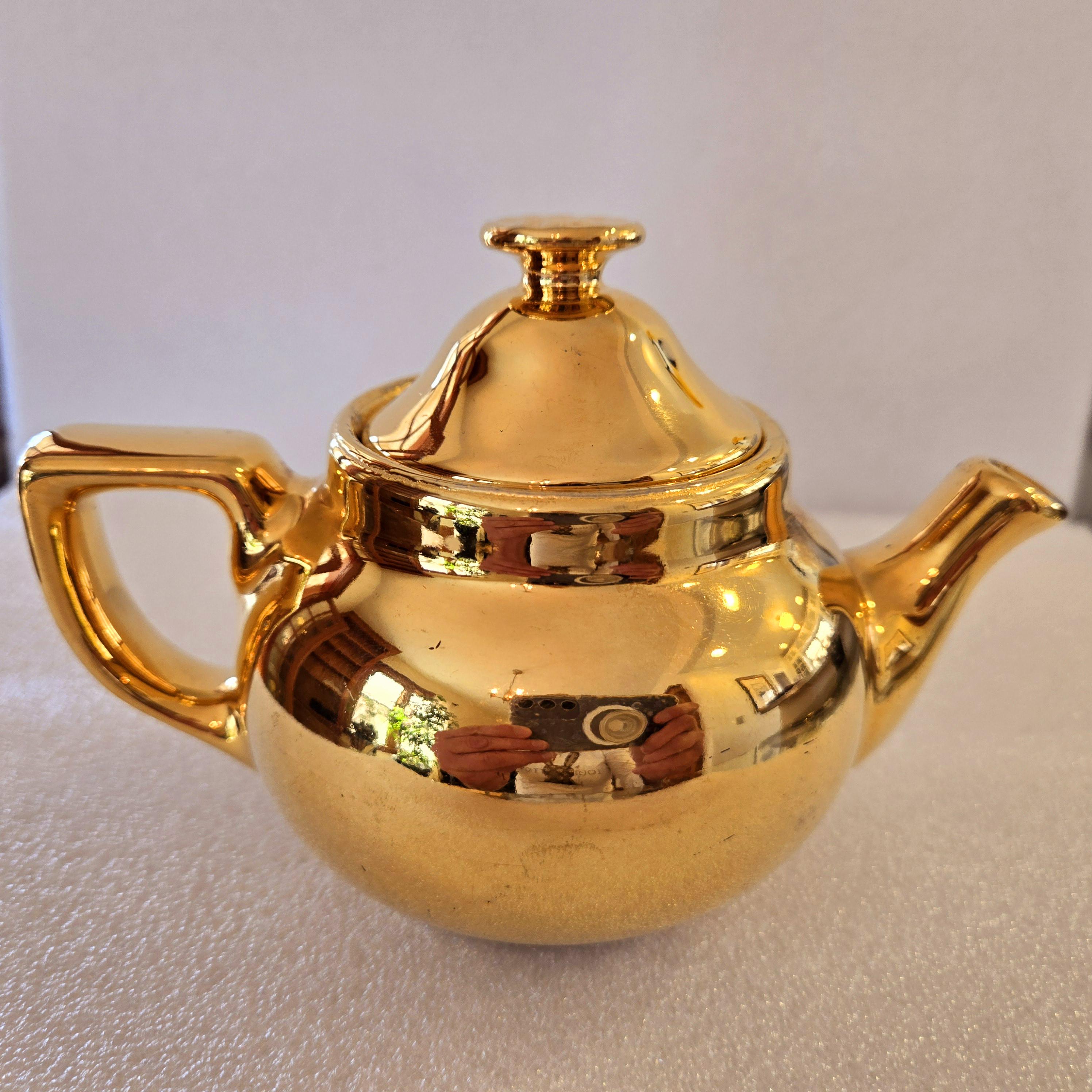 英国製　22K.t Gold 金彩　プレート&ソーサー等　他書籍3冊 コールポート - 英国アンティークス