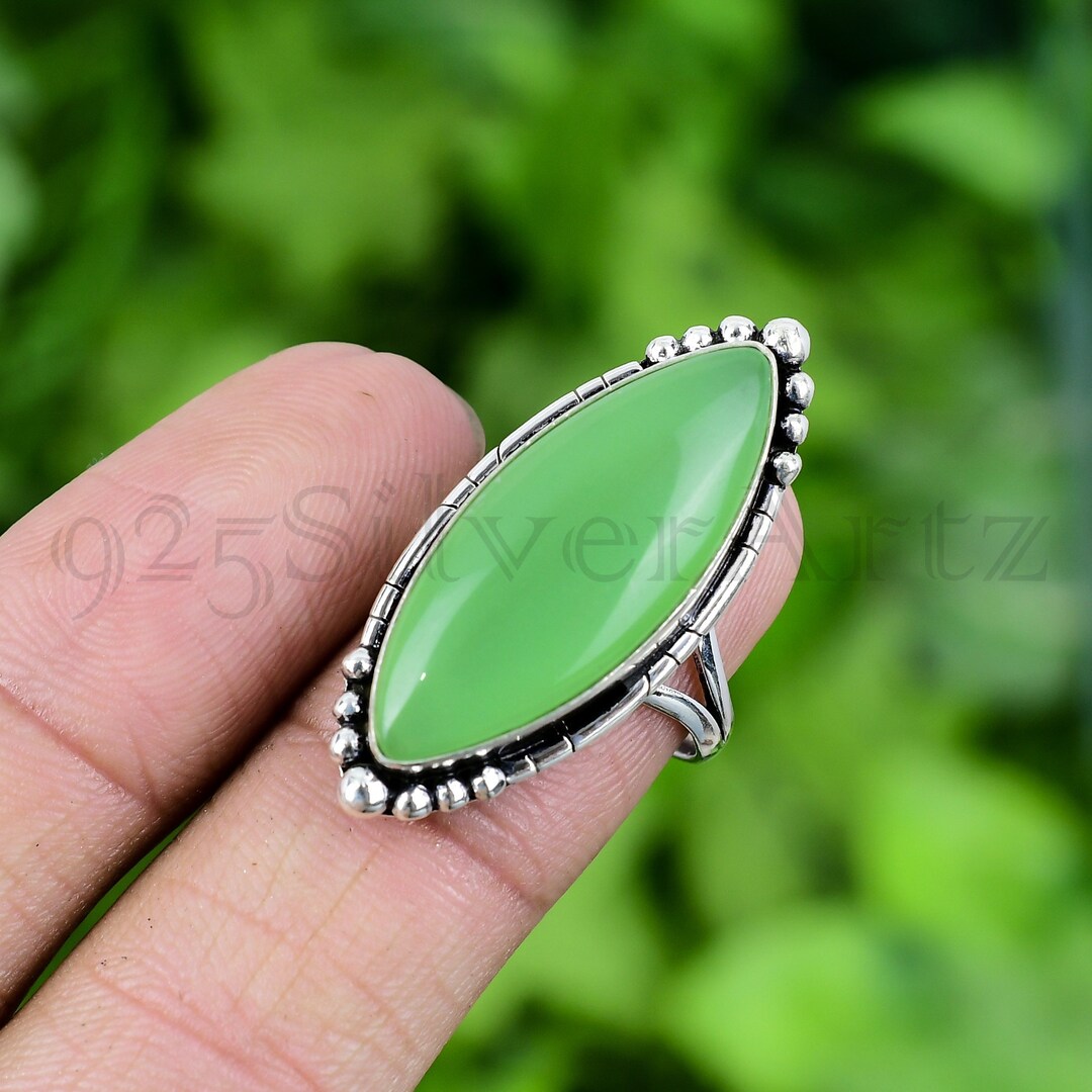 Oval Green Chalcedony Ring main image 1