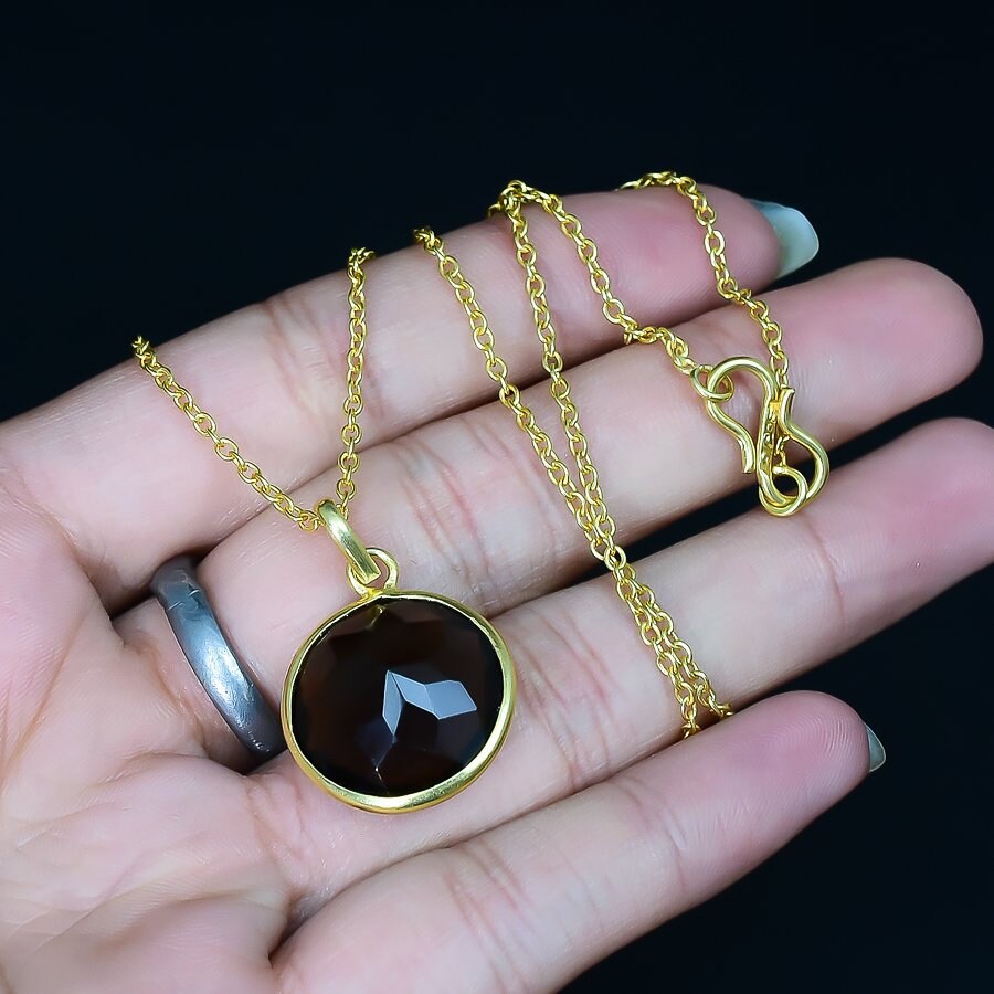 Pendentif En Or 9 Carats Avec Pierre D'onyx Noire – Serti à Facettes, élégant Et Naturel