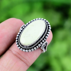 Lemon Chrysoprase Ring 925 Sterling Silver Ring Chrysoprase Genuine Gemstone Bohemian Ring Handmade Silver Jewelry Ring Gift For Her RJS133