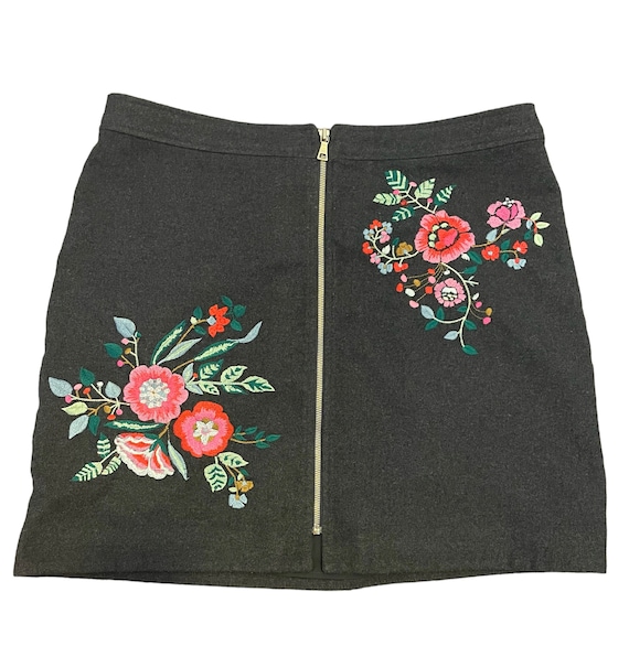 Women Vintage Loft Embroidered Skirt Size14