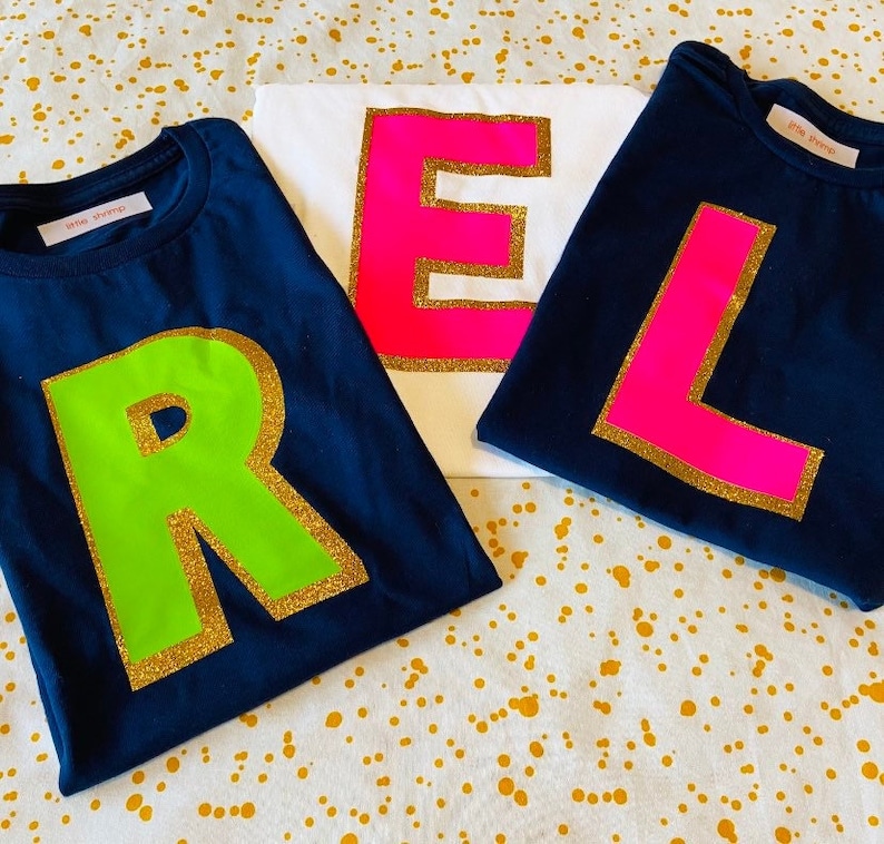 INITIAL Kinder T-Shirt personalisierte Neon & Glitzer Farbe Buchstabe Bild 1