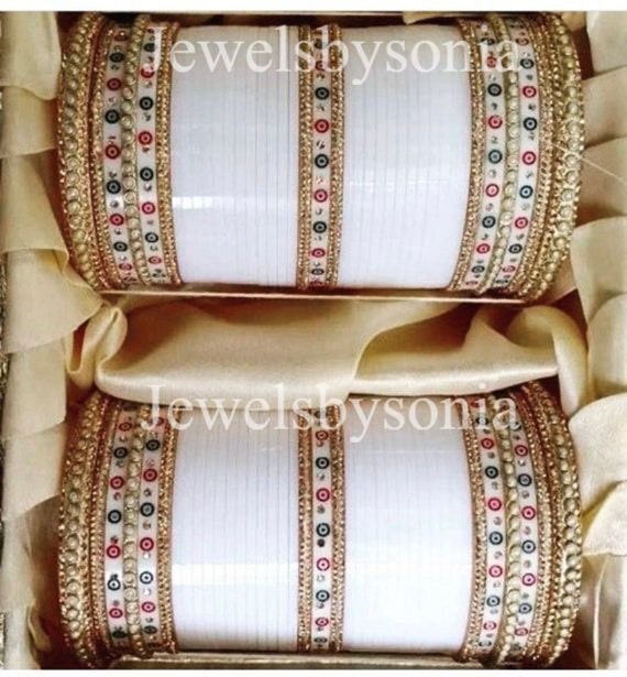White chura shop design