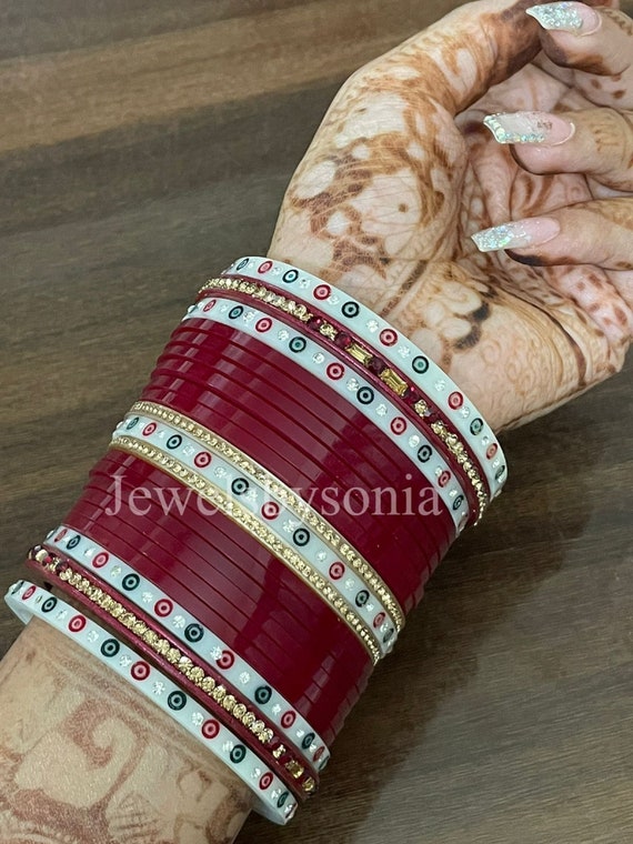 Red choora bangles deals