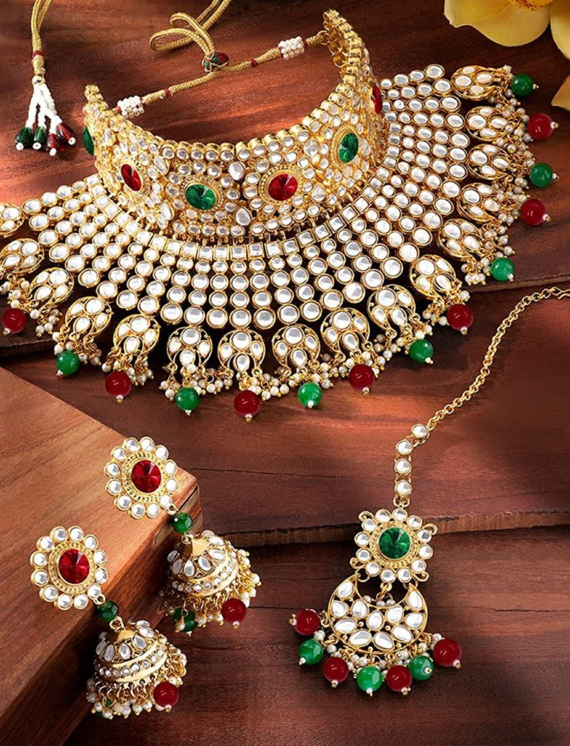 Red and green kundan necklace set sale