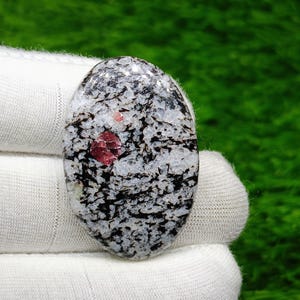 Cabochon de pierres précieuses d'automne rubis naturel, pierres précieuses en vrac, fabrication de bijoux en pierre, 35 x 23 x 5 mm 45 cts