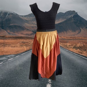 Vintage Geometric Midi Skirt: High Waisted A-Line, Sienna Brown (Size M / 14 UK)