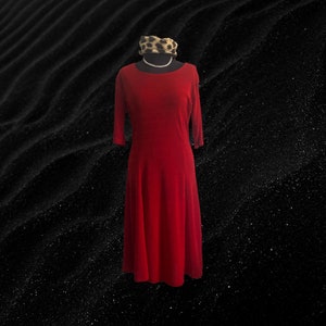 Vintage rode midi-jurk jaren 90: feestjurk met halve mouw (maat M/L)
