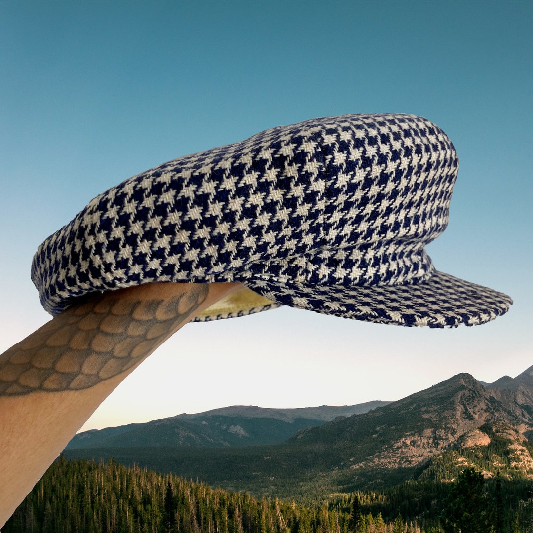 Vintage Men's Wool Newsboy Hat, Checkered Wool Flat Hat in Navy Blue