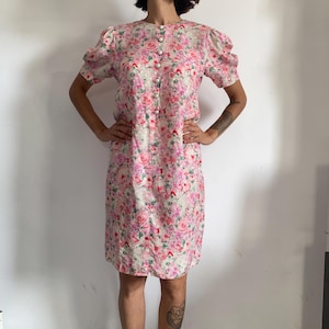 Vintage silk dress, floral silk dress, midi vintage dress, Vintage Maggy London Silk Dress, Puff Sleeve, Pink Floral Pearl Polka Dot print.