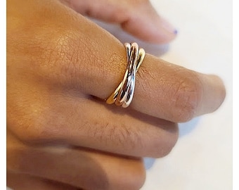 Sterling Silver Tri Color Rolling Ring, Gold Rose Gold Plated. Interlocking Ring. Gift to Mon