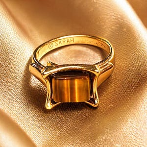 Sarah Coventry Tiger Eye Ring - Etsy display picture 1