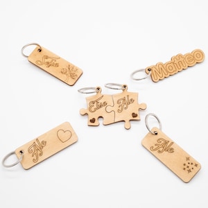Portachiavi personalizzato in legno - Regalo unico artigianale