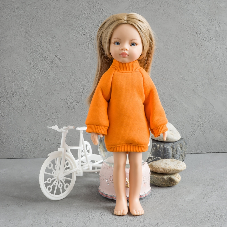 Paola Reina Puppenkleidung. Langes Sweatshirt für 12 Zoll Las Amigas Puppen. 32 cm Puppenkleidung. Orange