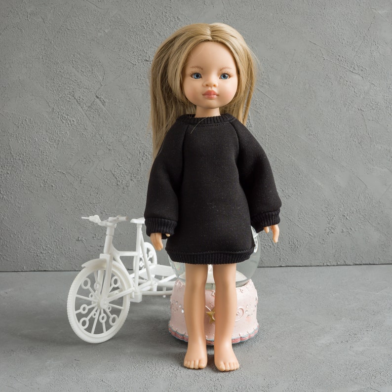Paola Reina Puppenkleidung. Langes Sweatshirt für 12 Zoll Las Amigas Puppen. 32 cm Puppenkleidung. Schwarz