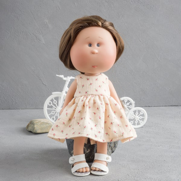 Handmade cotton dress for Nines d'Onil Mia doll. 30 cm Nines d'Onil Mia doll outfit. 11-12 inch doll clothes.