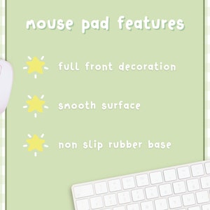 Peut inclure: Un tapis de souris vert avec une souris et un clavier blancs dessus. Le tapis de souris pr&eacute;sente une d&eacute;coration pleine face, une surface lisse et une base en caoutchouc antid&eacute;rapante.