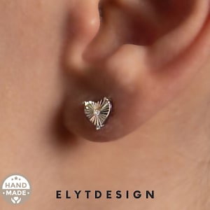Winzige Herz Ohrstecker, Silber Herz Ohrstecker, kleine Herz Ohrstecker, Gold Herz Ohrstecker, minimalistische Ohrring, perfekte Ohrring für sie, Geschenk zum Muttertag