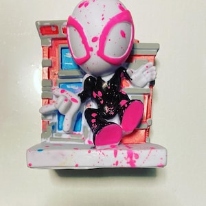Custom Street Art Gwen Stacy Spider-Woman Spider-Ghost Spider-Verse Spidey