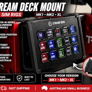 以下が含まれることがあります： MK1、MK2、XLモデルに対応したシムリグ用ブラックのStream Deckマウント。40シリーズのアルミプロファイル用に固定位置設計されており、安定性を重視しています。テキストにはStream Deck、MK1、MK2、XL、およびシムリグの詳細が含まれています。