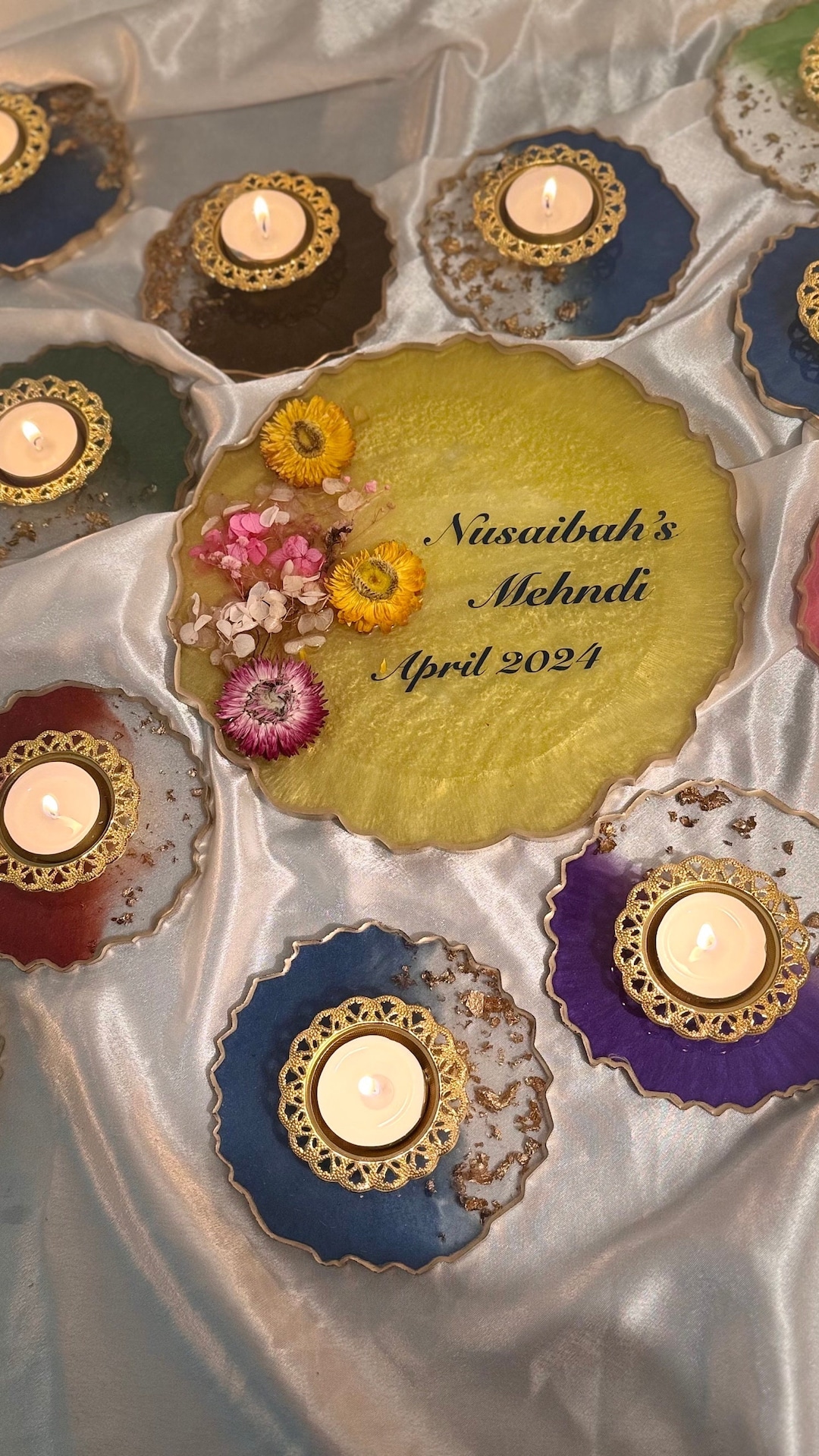 Personalised Resin Large Mehndi Plate, Dried Flowers Resin Mehndi Plate