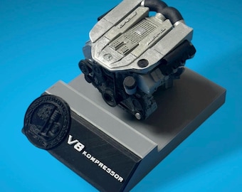 5,5-Liter-V8-Motor M113K mit Standfuß