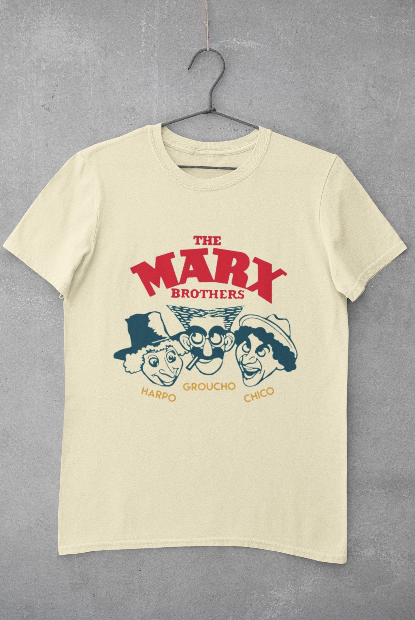 レディース 古着 80s USA製 「SURE I M A MARXIST!」 Chico Harpo Groucho Karl コメディ 政治 ジョーク Tシャツ L 古着 レディース 古着 80s USA製 「SURE I M A MARXIST!」 Chico