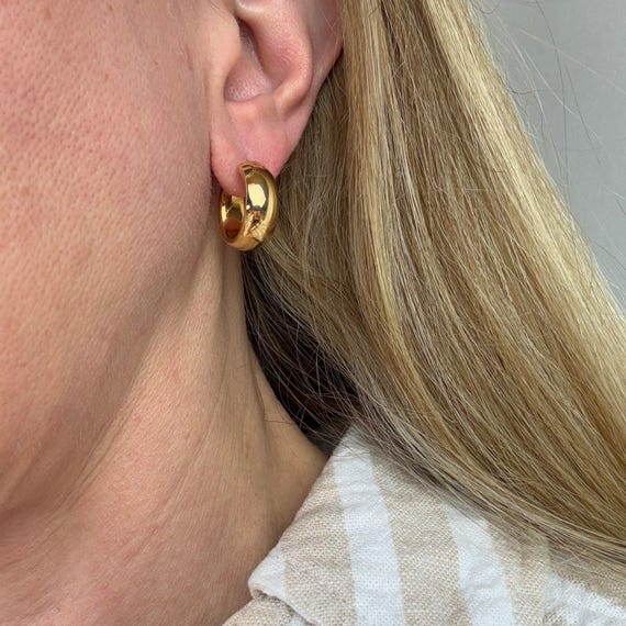 14k Solid Yellow Gold Perfectly Chunky Hoop Earrings, 2.69 g View 2