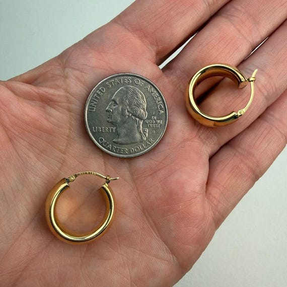 14k Solid Yellow Gold Perfectly Chunky Hoop Earrings, 2.69 g View 5