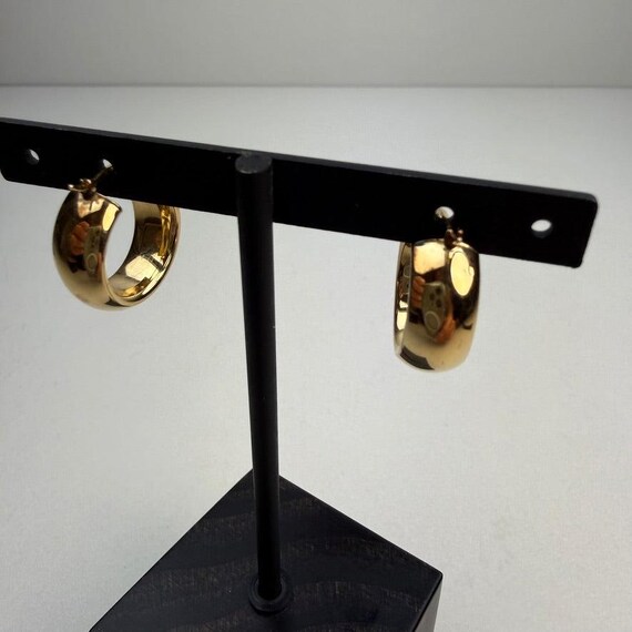 14k Solid Yellow Gold Perfectly Chunky Hoop Earrings, 2.69 g View 4