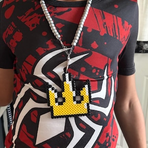 Kingdom Hearts Crown Necklace
