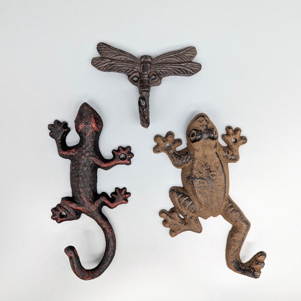 Lizard Frog Dragonfly Cast Iron Wall Hook | Key Rack Hanger | Hook | Insect Wall Decor | Lizard Wall Decor | Country Decor | Kids Room Decor