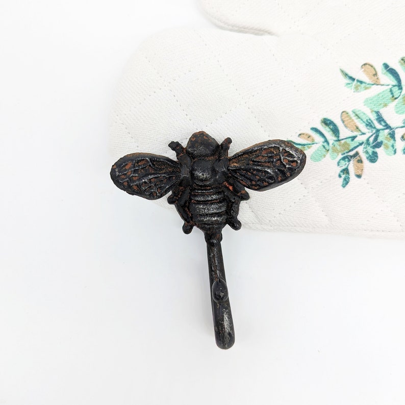 Cast Iron Distressed Bee Wall Hook | Key Rack Hanger | Hook | Insect Wall Decor | Country House Decor
