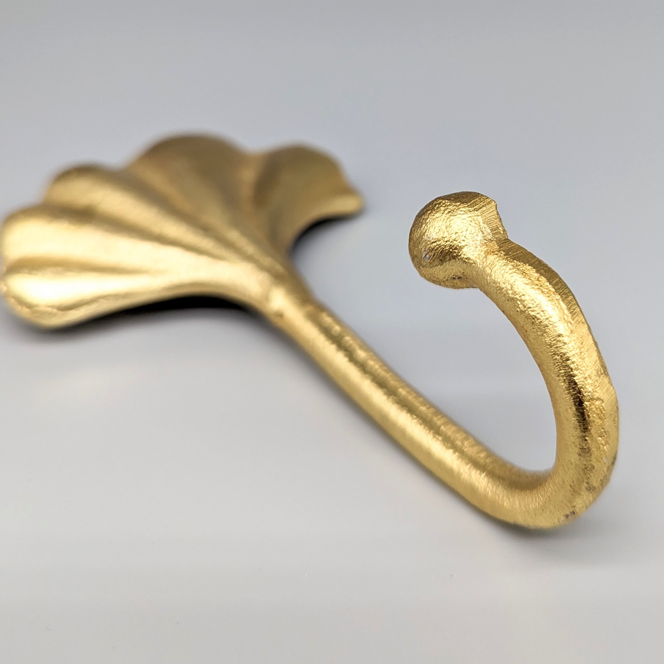 Golden Clam Shell Wall Hook| Coastal Metal Key Hanger | Entry Hook ...