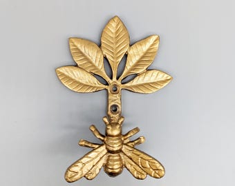 Golden Bee Metal Wall Hook | Decorative Key Rack Hanger | Coat Hook | Entry Hook | Bee Decor Gifts