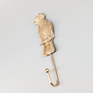 Golden Parrot Wall Hook: Resin Bird Key Hanger