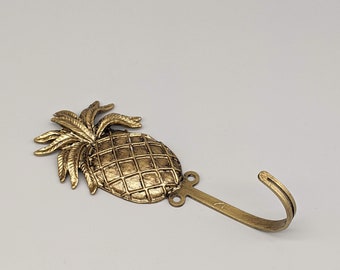 Gold Pineapple Pewter Metal Wall Hook, 6.5 x 15 cm | Key Rack Hanger | Hook | Pineapple Wall Decor