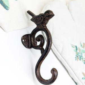 Cast Iron Bird Wall Hook: Rustic Black Key Rack Hanger