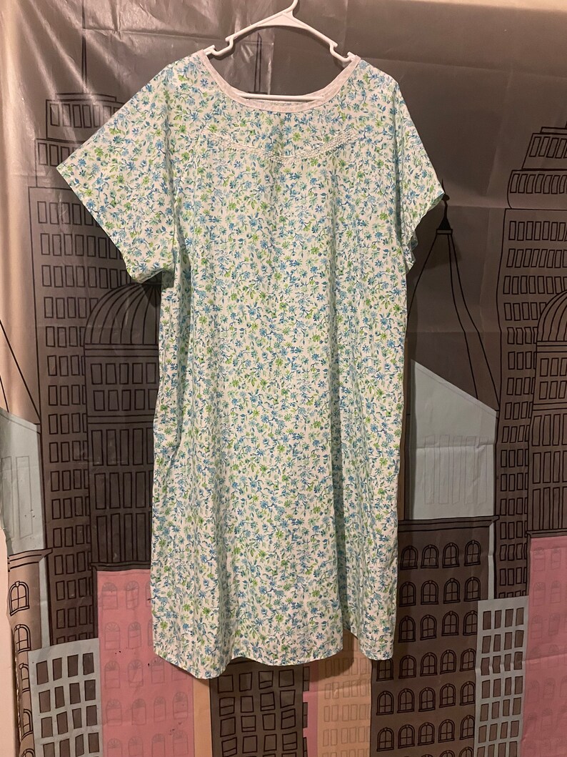 Vintage Snap Back Plus Sized Hospital Gown Etsy