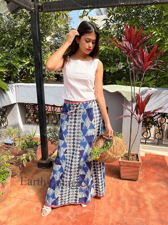 Buy Sanganeri Block Print Cotton Long Skirt l iTokri.com - iTokri आई.टोकरी